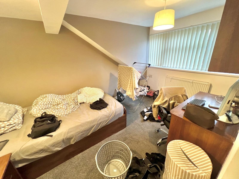 Room 4